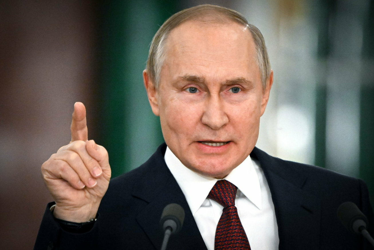 Partisanen zerstören russisches Militär Millionen-Flugzeug! Irres Video▶️  blamiert Putin! 
